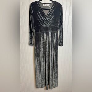 Hopeless Romantic Victorian Trading Co. NWT Grey Velvet Maxi Dress small L31